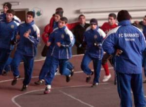 «Բանանցը» կրկին առաջին տեղում է