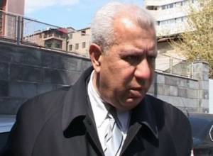 Առաջարկում է մասնավորից անցնել կոոպերատիվի