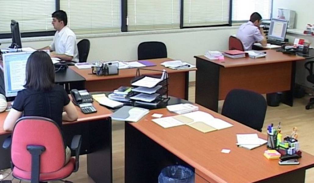 831cfcc665379aacc33f8244c70c2811