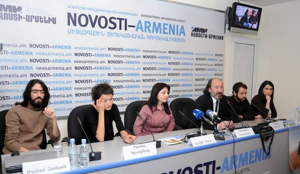 708aa1b0bc01af639879e64b19a0f8b3