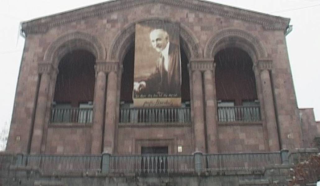 780afcd940cdf6a5070d03d327ce096a