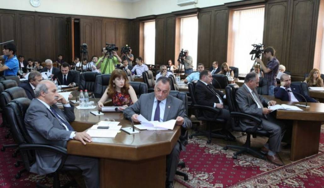 1e60fc2d6995ff55d9a1886edbbee243