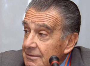 Էռնեկյանը Երեւանում է