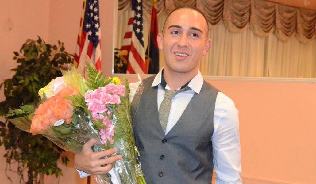 28d63c7bc7f61e63a095b72a4c178ff9