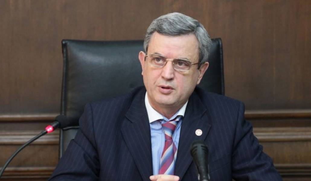 f3b1cdcb03fe4cebf61fc08680c534e1