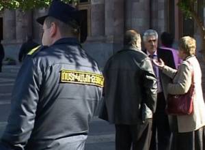«Կառավարությունը ստեղծված է ժողովրդին թալանելու համար»