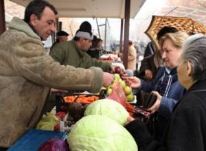 «Ավելի լավ  է գնամ ԳՈՒՄ-ի  շուկա»