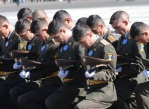 «Մեկ օր բանակի հետ»
