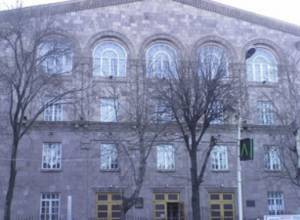 Ռեկտորը ստացավ «խիստ նկատողություն»