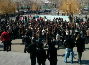 Ուսանողները երթ են անում