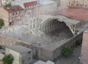 Միակ օրինական ելքն ըստ ճարտարապետների