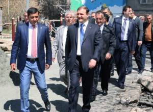 Տարոն Մարգարյանը շրջայց է կատարել Դավթաշենում