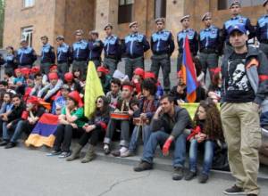 Օրը սկսեց դասադուլով