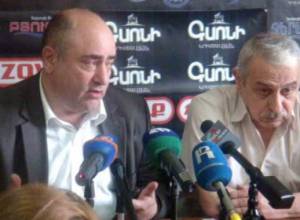 «Մարդիկ  վերմակներով անցնում են Բագրատաշենը»