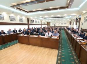 Խոցելի փողոցներն ու քաղաքապետարանը