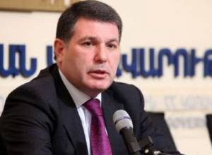 Ոսկե  մեդալ՝  վարչության պետին