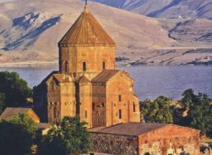 Ամեն ինչ Աղթամարի մասին