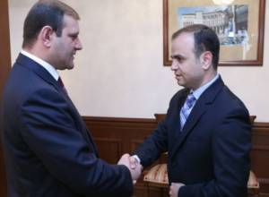 Տարոն Մարգարյանը հիշել է Գլենդելի հայ համայնքը