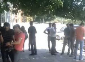 Չկայացած ակցիա ՀՖՖ շենքի առաջ
