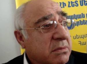 Մահացել է Ազատ Գասպարյանը