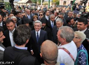 Վ. Ղուկասյանը Ս. Սարգսյանին տարել է եկեղեցի