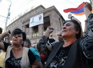 Նախախորհրդարանի տեսանյութը