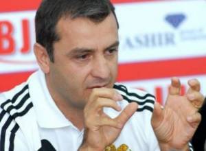 Վարդան Մինասյանը մնում է հավաքականում