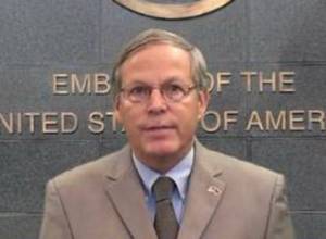 ԱՄՆ դեսպանը պատասխանում է ՀՀ քաղաքացու հարցին