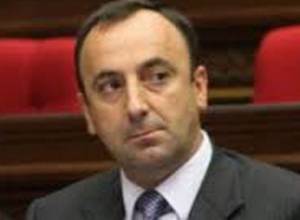 Հրայր Թովմասյանն այցելել է Վարդան Պետրոսյանին