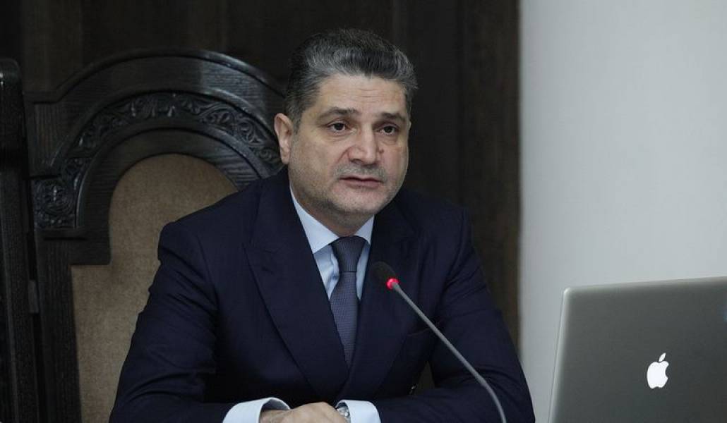 bad85121a61054dafaa098ad56fbdd3c