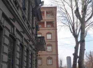 Հերթական շենքն է քանդվում