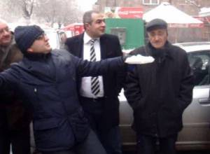 Ձվեր՝ Արցախբանկի ուղղությամբ
