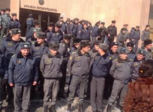 «Մի վախեցեք, մենք ձեզ չենք ուտելու»   