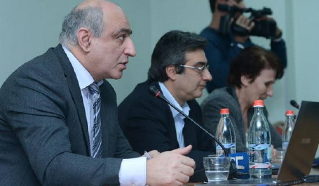 մամուլ