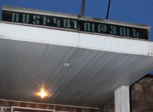 Разбойничье нападение на бензоколонке (видеоматериал)