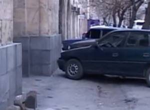Մայթերի փոխարեն՝ ավտոկանգառներ