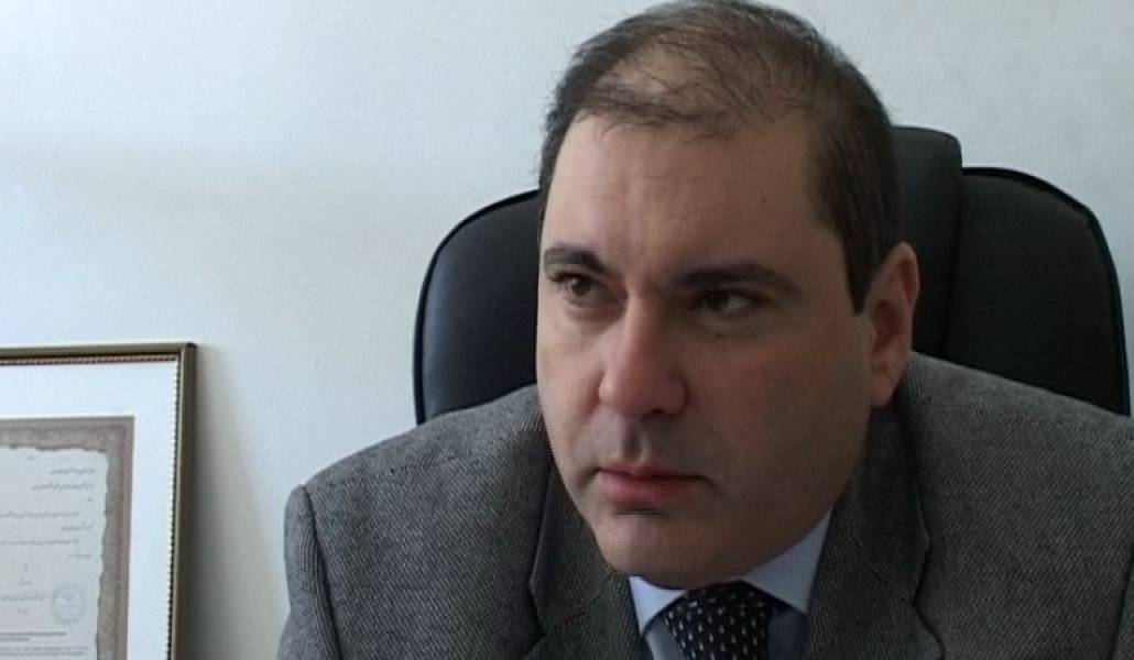 642e7a08cbe96f04e26f824b9753709d