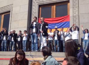 “I am against” paid tribute to the memory of Ara Shiraz