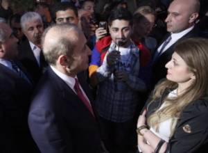 Hovik Abrahamyan arrived at presidential palace 