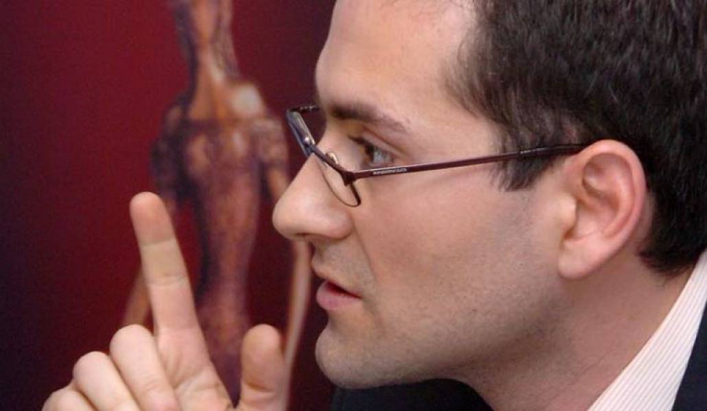 a86cf8b229324f9ed97597196caa49e5