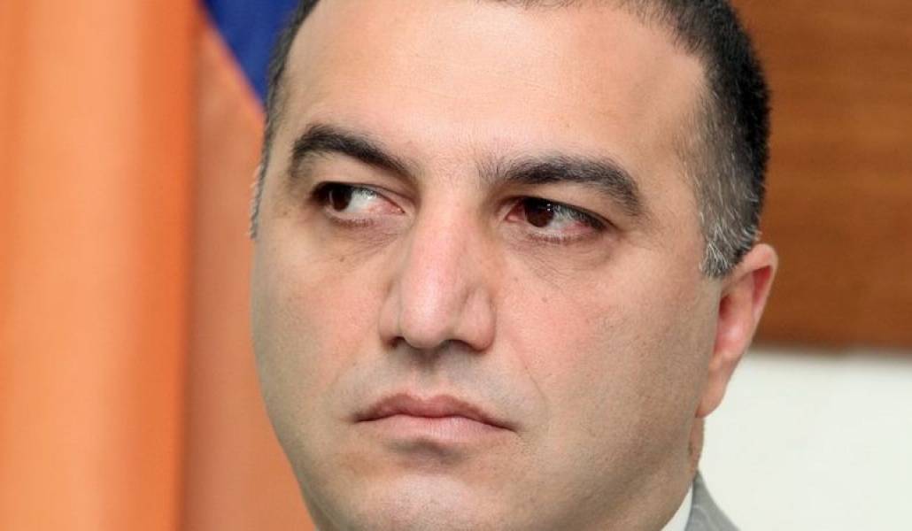 c0d6b47ed3fa225886dd667df57f2bf1