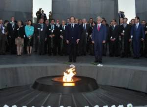François Hollande visits Tsiternakaberd Memorial Complex