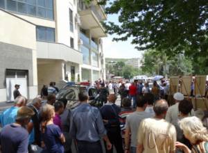 Կրակոցներ Վերնիսաժում