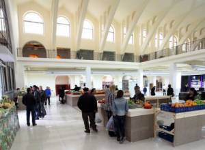 Взрывчатого устройства не обнаружено на территории “Крытого рынка”