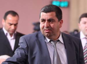 ФактИнфо: Аракел Мовсисян не явился на заседание комиссии по этике