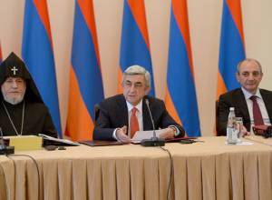 Artsakh President attends Hayastan All-Armenian Fund meeting