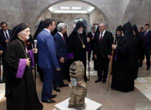 Artsakh Presidents visits Sardarapat Memorial