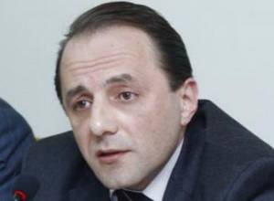 "Попадет под каблук или нет?"