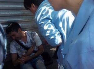 Кареты Скорой помощи на ул. Сарьяна/ фотографии