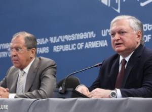 Armenian FM answers journalists questions 
